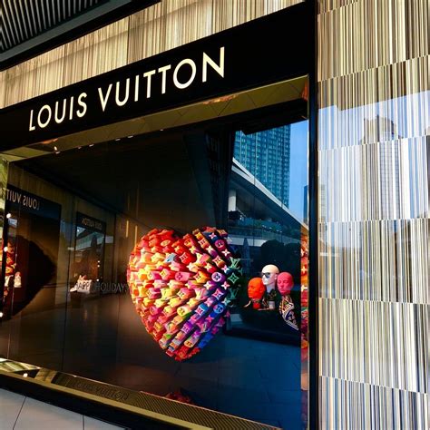 louis vuitton eau-dxb|louis vuitton store locator.